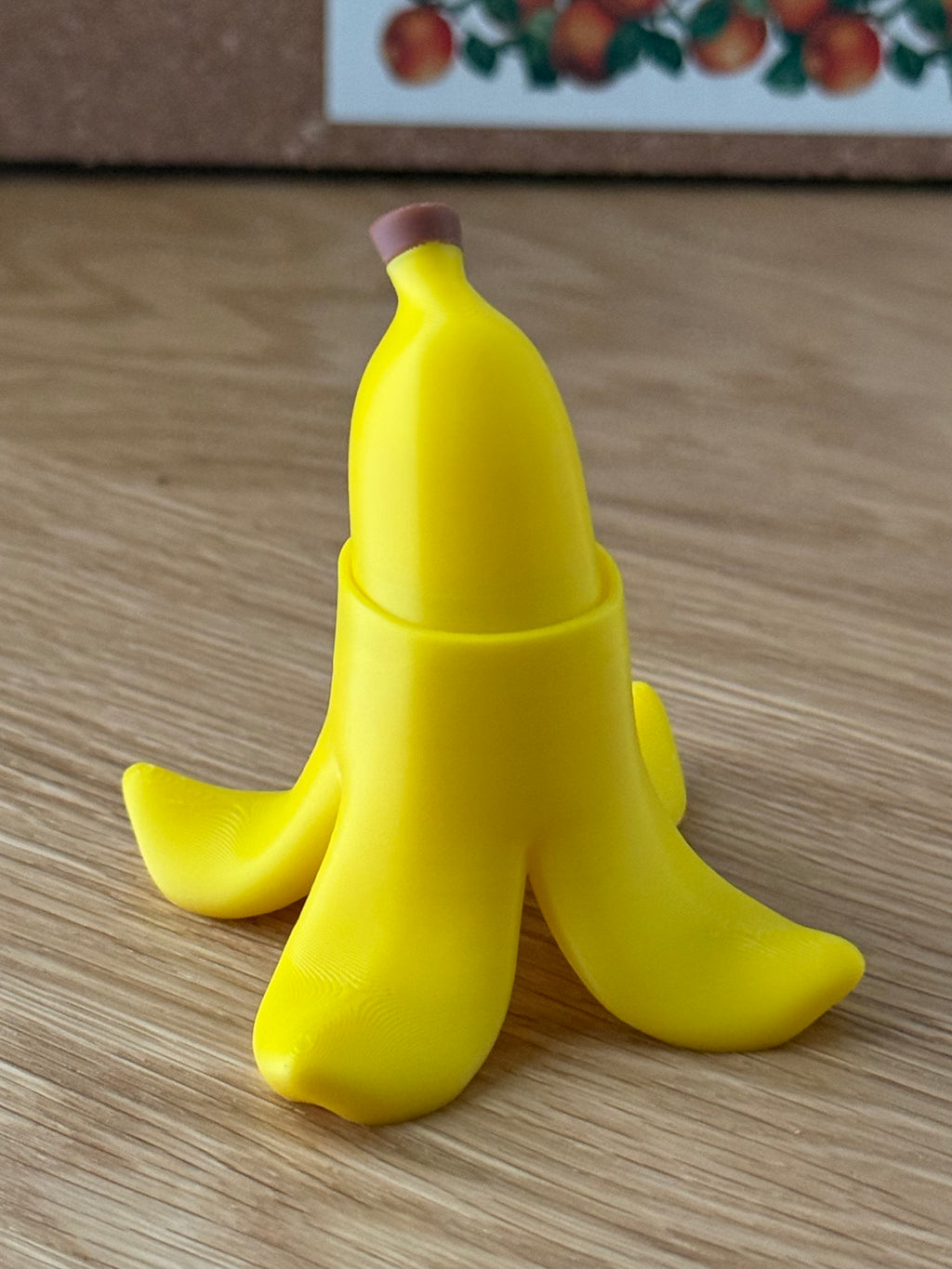 Banana Fidget Clicker Toy, Peel Clicky Fidget Popper, Funny Desk Toy Gift, Cute Kawaii Banana with Face, 3D Printed Stress Relief Fidget