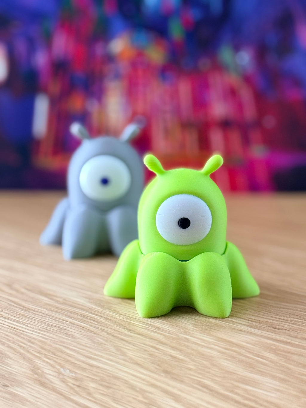 Alien Fidget Clicker, One Eye Monster Fidget Toy, Clicky Fidget Alien Figurine, Desk Toy Gift for Kids Adults, Handmade in USA