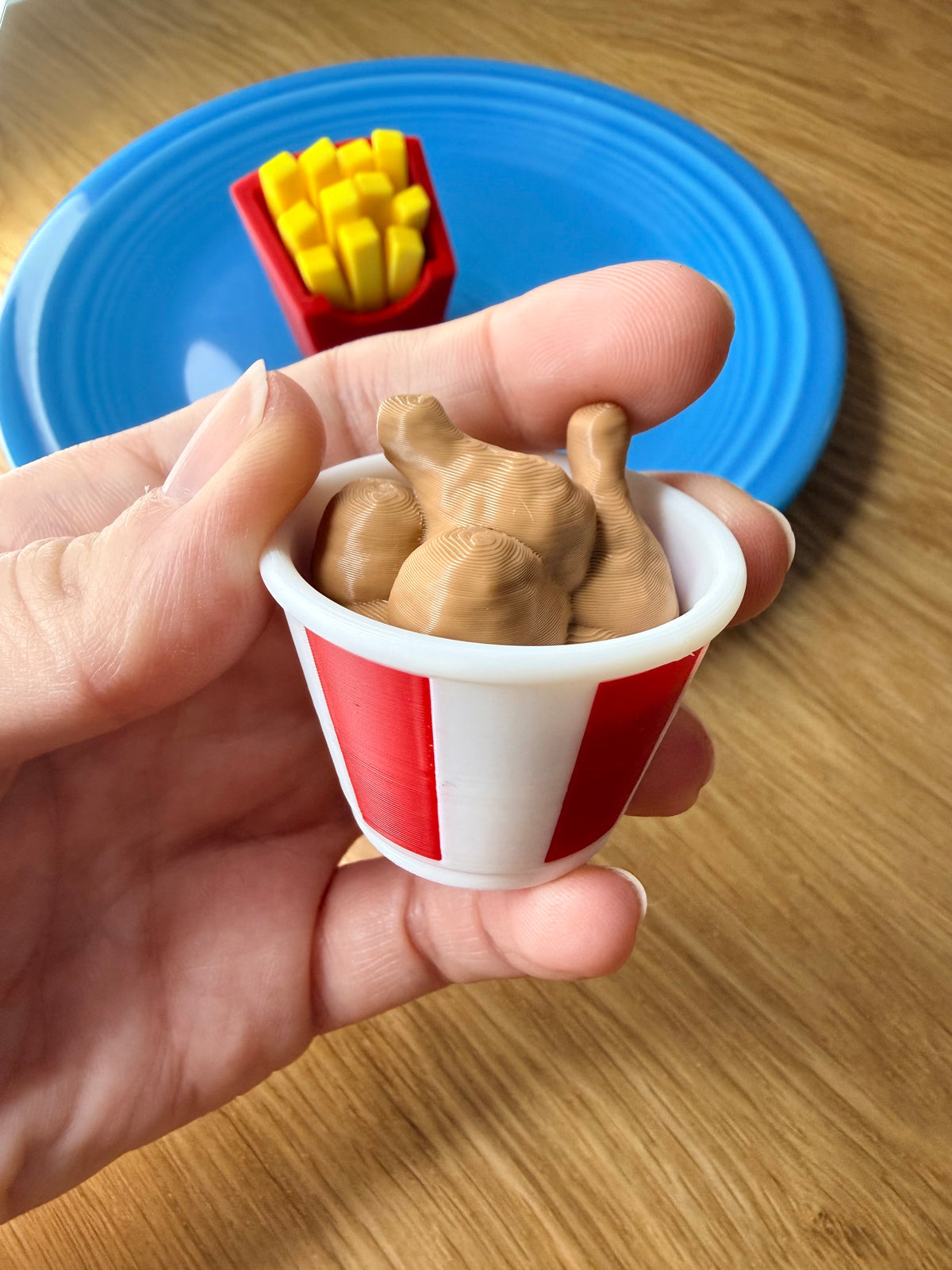 Fried Chicken Bucket Fidget Clicker Toy, Mini Fast Food Novelty